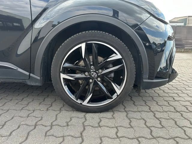 Toyota C-HR+