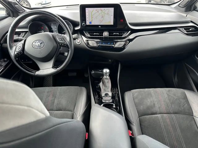 Toyota C-HR+