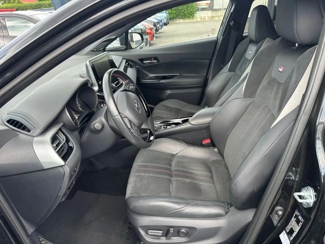 Toyota C-HR+