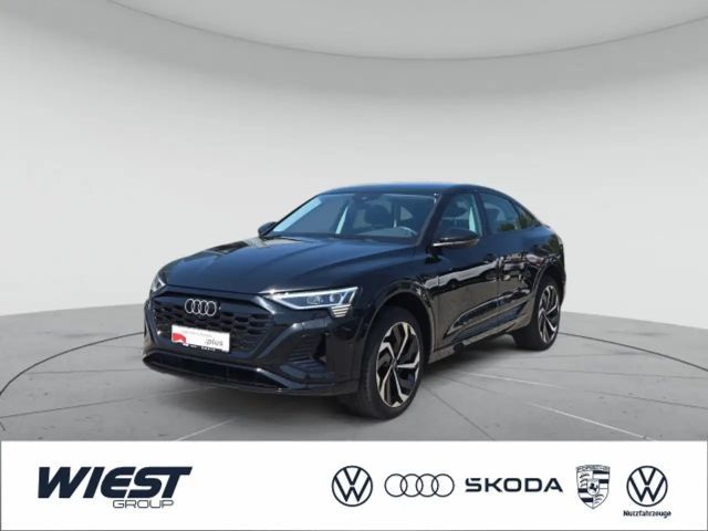 Audi Q8 e-tron S line 50 quattro, DVD/MATRI 2023 Elektrisch