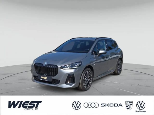 BMW 225 2er Active Tourer 225 e xDrive M Sport, HARM 2025 Hybride / Benzine