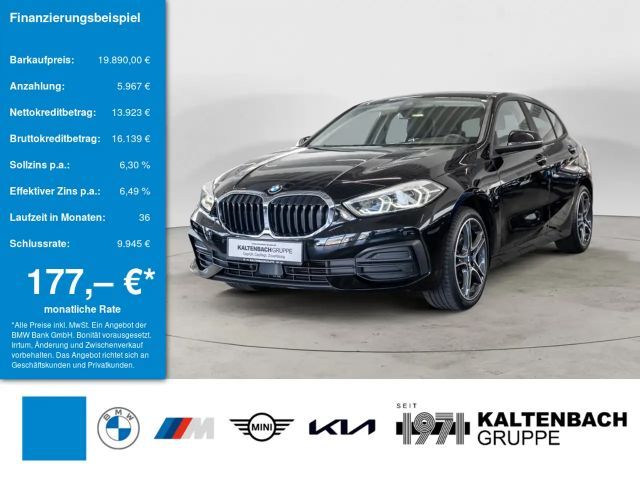 BMW 118 i Advantage HUD LED W-LAN NAVI SHZ PDC 2021 Benzine