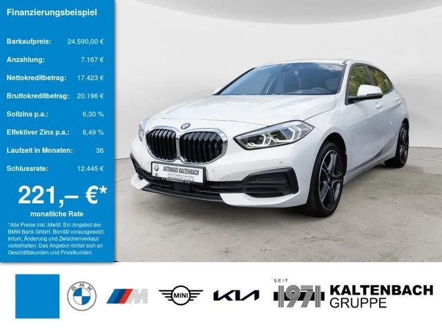 BMW 118 i Advantage LED W-LAN NAVI SHZ PDC KLIMA 2024 Benzine