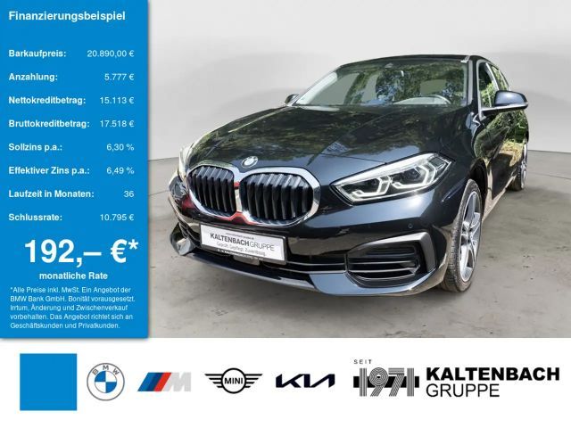 BMW 118 i Advantage LED SCHEINWERFER NAVI SHZ PDC 2023 Benzine