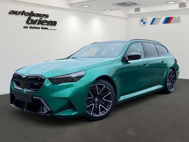 BMW M5 Touring Dienstwagen GL, M V8-Power Hybrid 2026 Hybride / Benzine