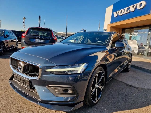Volvo V60 Momentum Pro 2021 Diesel