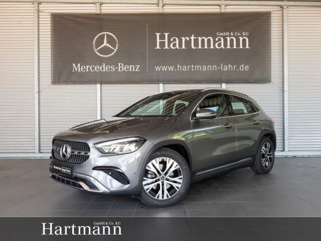 Mercedes-Benz GLA 200 GLA 200 Progressive Advanced AHK Digitaldisplay 2025 Benzine