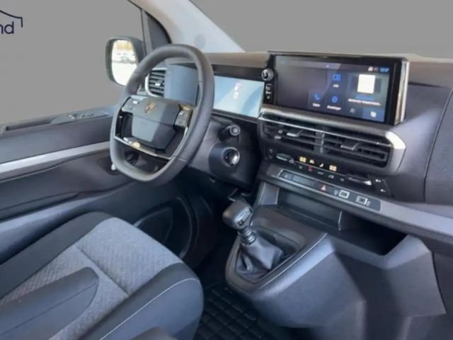 Peugeot Traveller