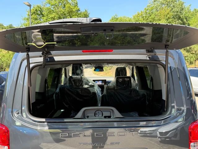 Peugeot Traveller