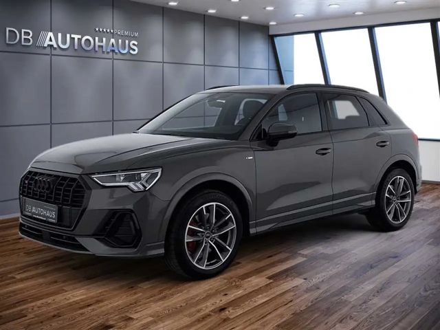 Audi Q3 S line 40 2.0 TFSI quattro S-tronic 2024 Benzine