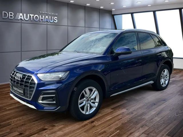 Audi Q5 advanced 50 2.0 TFSI e quattro S-tronic 2023 Hybride / Benzine
