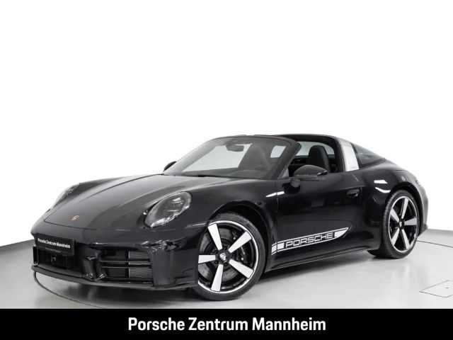 Porsche 992 .2 Targa 4S Lift Clubleder Bose 360°HD-Matrix 2026 Benzine