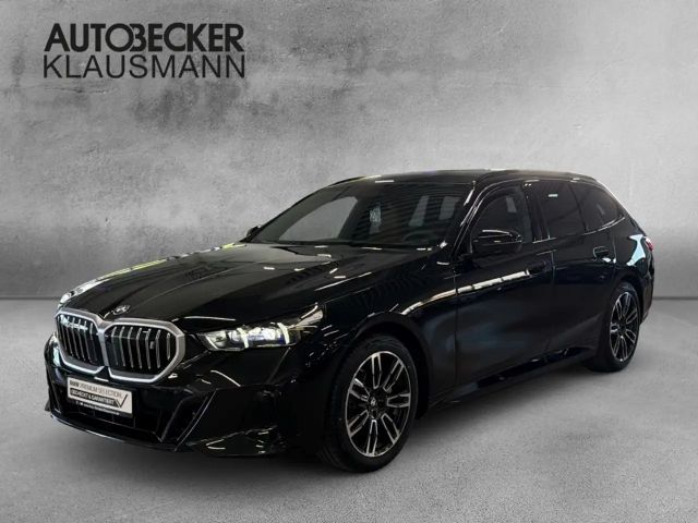 BMW i5 eDrive40 Touring M SPORT 19''LC PROF AHK PANO ACC 2026 Elektrisch