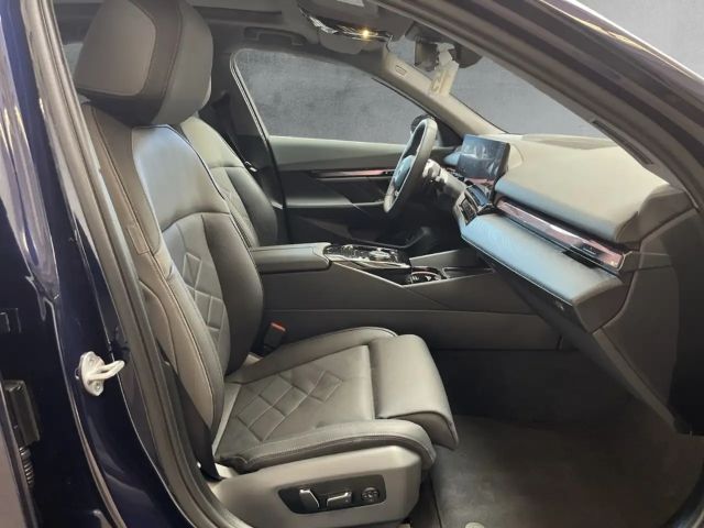 BMW 550