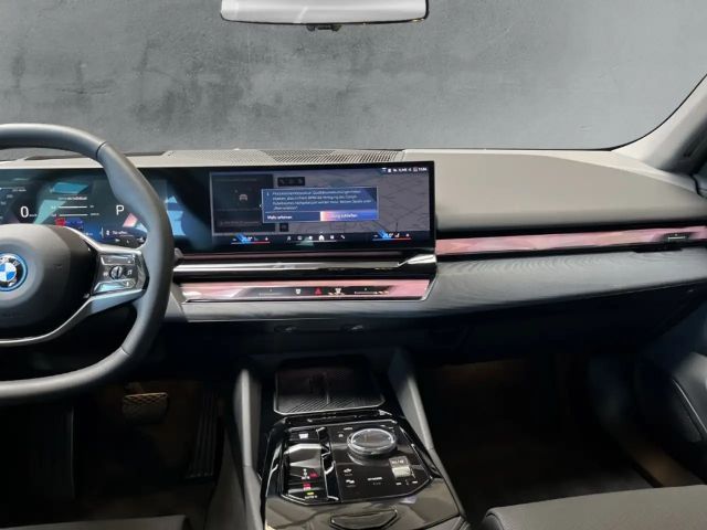 BMW 550