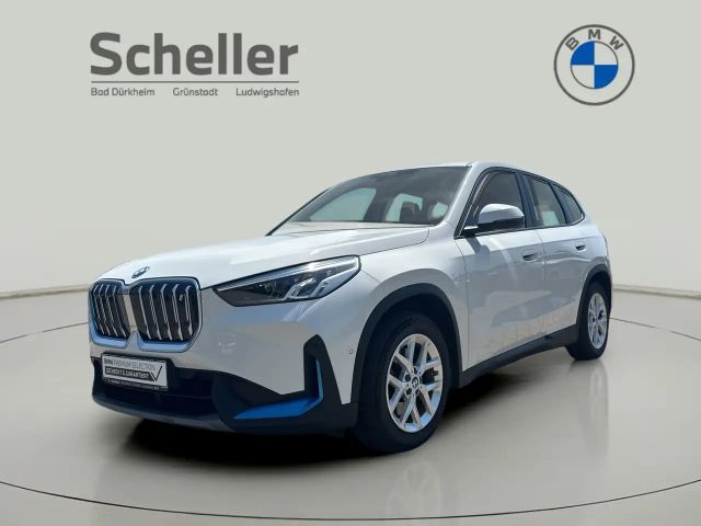 BMW iX1 xDrive30 DAB Parkassistent Shz 2023 Elektrisch