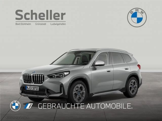 BMW iX1 xDrive30  xLine Head-Up DAB LED Pano.Dach 2023 Elektrisch