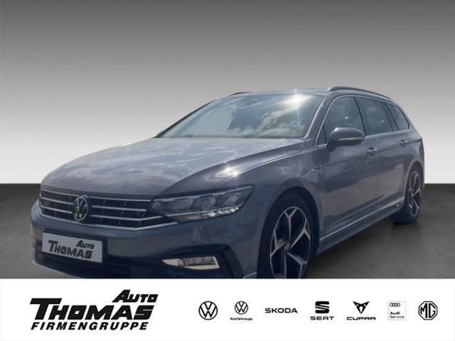 Volkswagen Passat Variant Business 2.0 TSI DSG PANO+ACC 2023 Benzine
