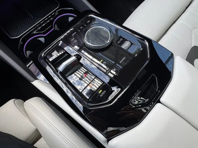 BMW 550