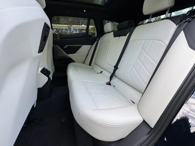 BMW 550