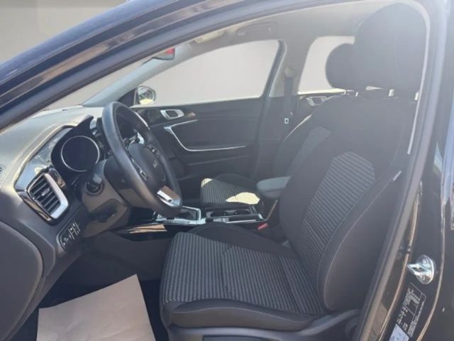 Kia Ceed / cee'd