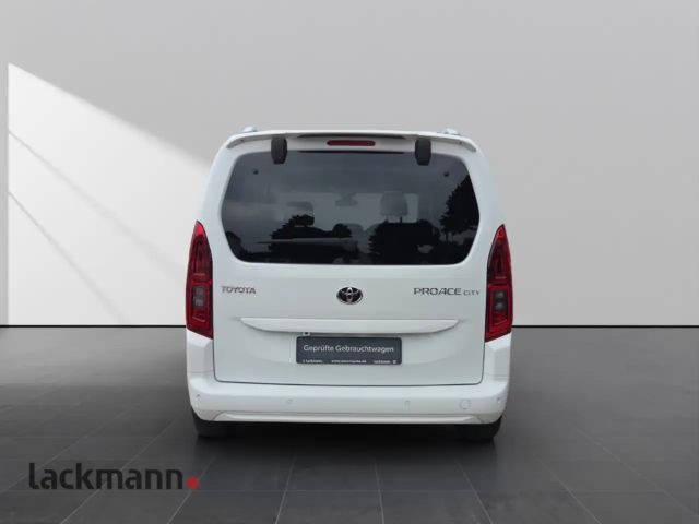 Toyota Proace City