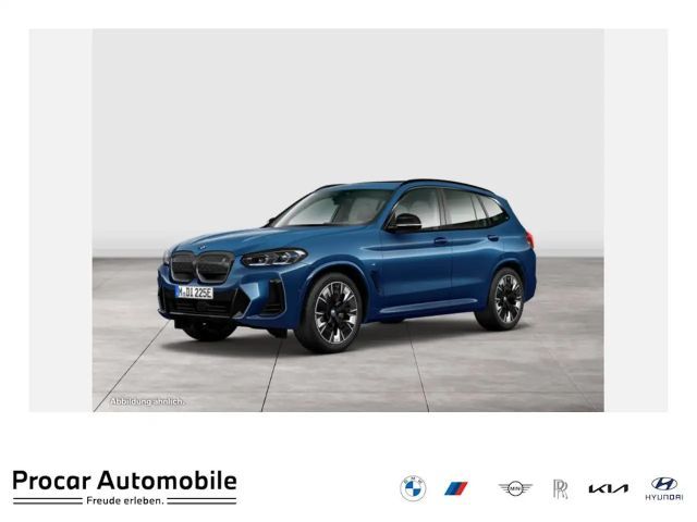BMW iX3 M SPORT HUD PANO ACC AHK 360°KAM RFK NAVI 2023 Elektrisch