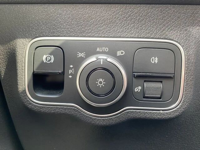 Mercedes-Benz EQB 250