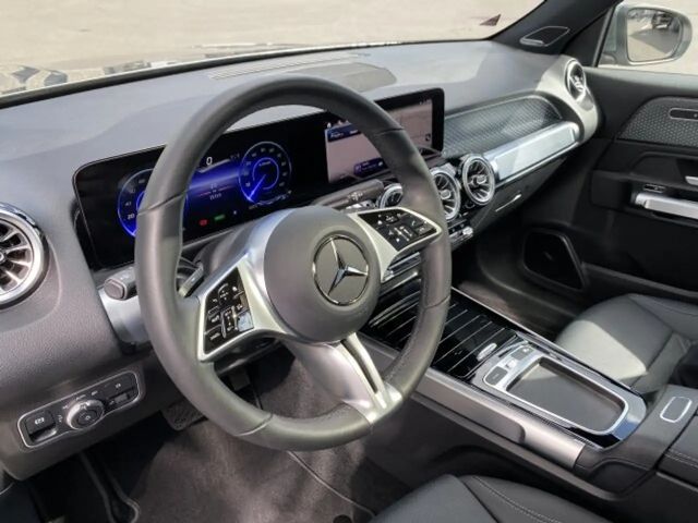 Mercedes-Benz EQB 250