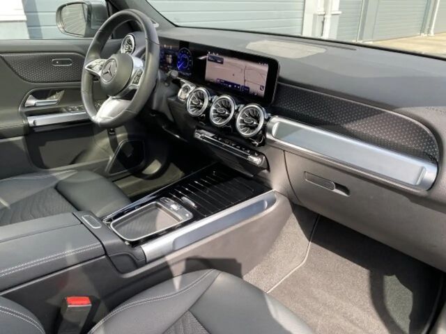Mercedes-Benz EQB 250