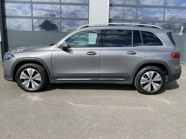 Mercedes-Benz EQB 250