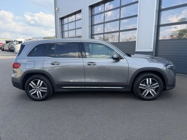 Mercedes-Benz EQB 300