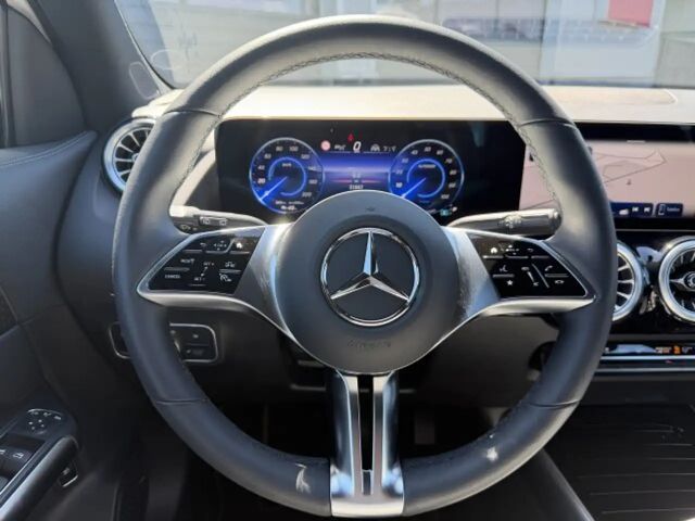 Mercedes-Benz EQA 250