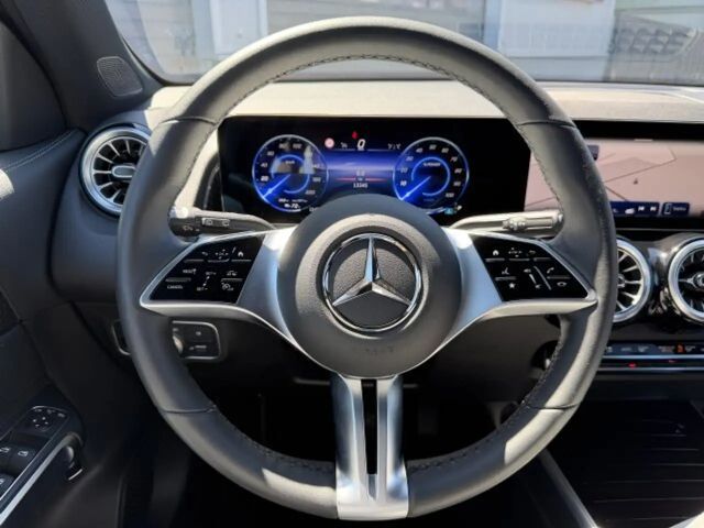 Mercedes-Benz EQB 250
