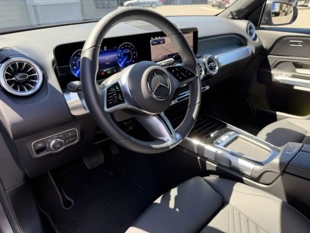Mercedes-Benz EQB 250