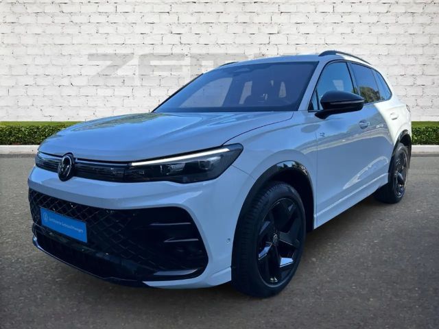 Volkswagen Tiguan 1.5 eTSI DSG R-Line Sportpaket StandHZG Navi Digit 2024 Benzine