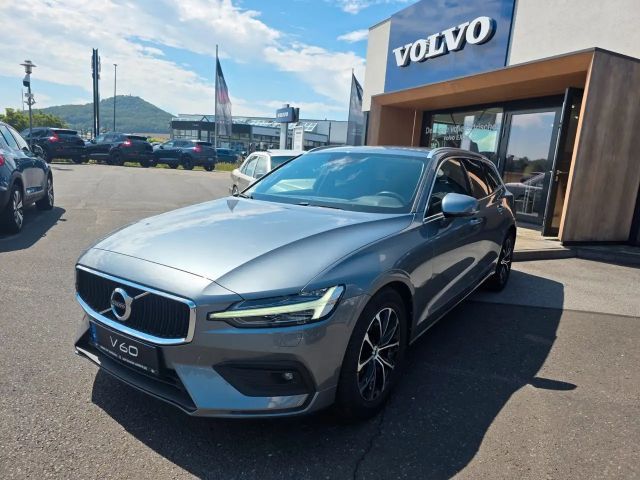 Volvo V60 B4 Momentum Pro 2021 Diesel