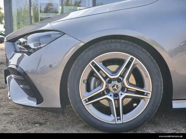 Mercedes-Benz CLA 180