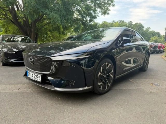 Mazda 6e