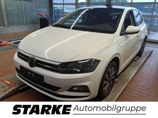 Volkswagen Polo 1.0 TSI DSG Active 2021 Benzine