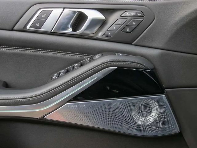 Alpina XB7