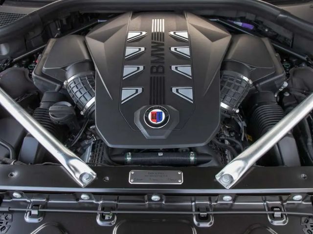 Alpina XB7