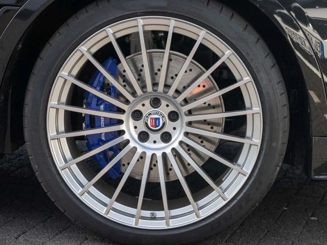Alpina XB7