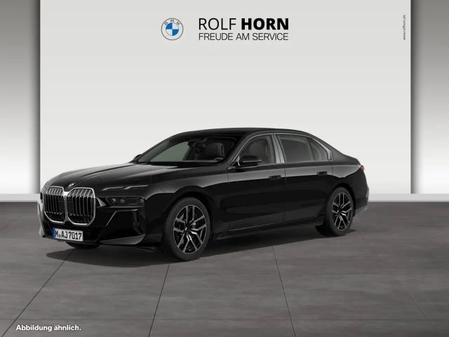 BMW 740 d xDrive Limousine M Sportpaket Pano HeadUp 2025 Diesel