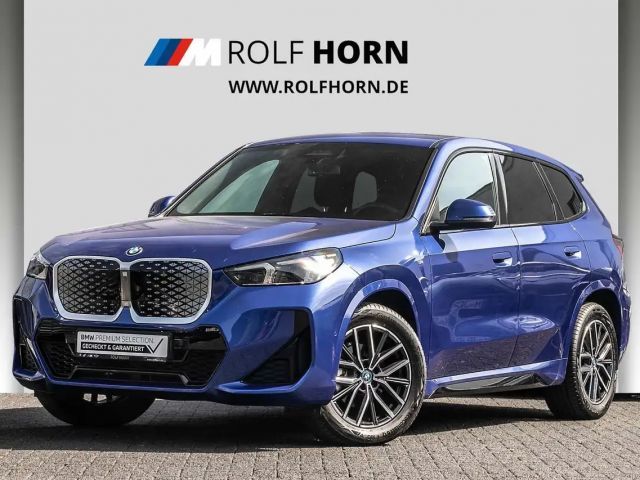 BMW iX1 eDrive20 M Sportpaket Pro AHK RFK Klima SHZ 2024 Elektrisch