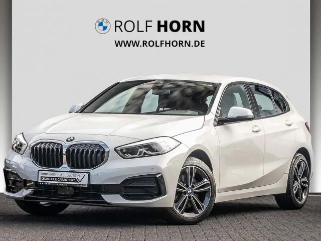 BMW 118 i Sport Line Klimaaut Sportsitze PDC HIFI LED 2023 Benzine