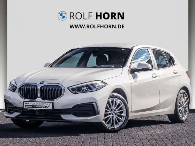 BMW 118 i Advantage PDC Sitzhzg LED Navi 17" Tempomat 2022 Benzine