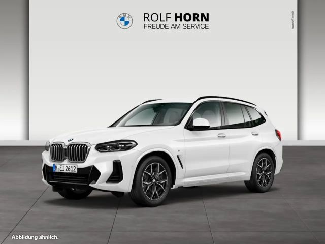 BMW X3 xDrive20i M Sportpaket Navi RfKam LED Sitzhzg. 2023 Benzine