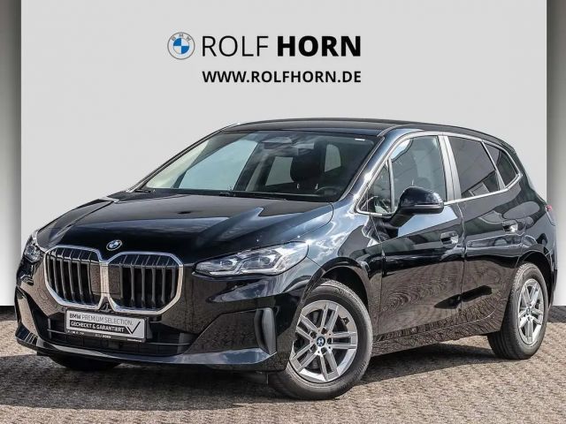 BMW 220 i Active Tourer Komfortzugang Navi RfKam LED 2022 Benzine