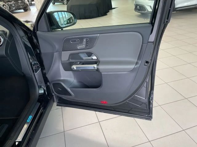 Mercedes-Benz EQB 300